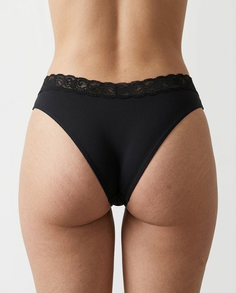 Calcinha Débora Lisa Renda  Preto