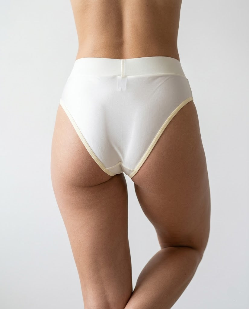 Calcinha lingerie Beje